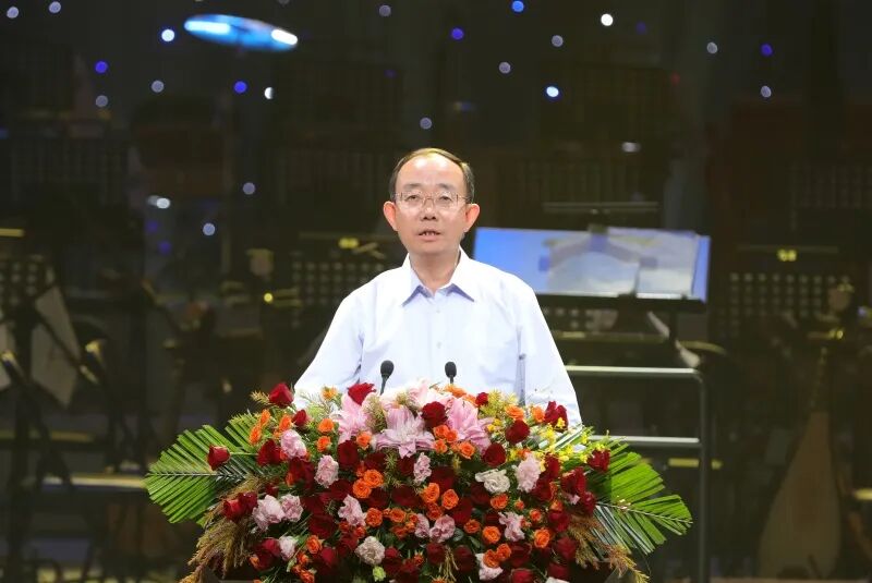 戏韵江淮 文化惠民
2025年安庆“十一”黄梅戏展演周开幕
韩军出席 孟景伟宣布开幕