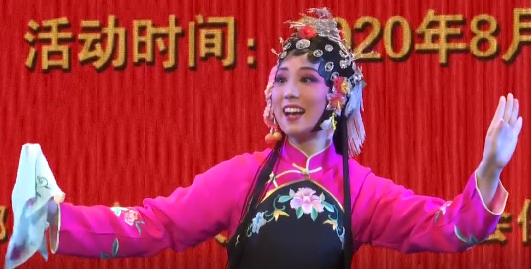 十佳“新梅” 梁颖 《花开花放》