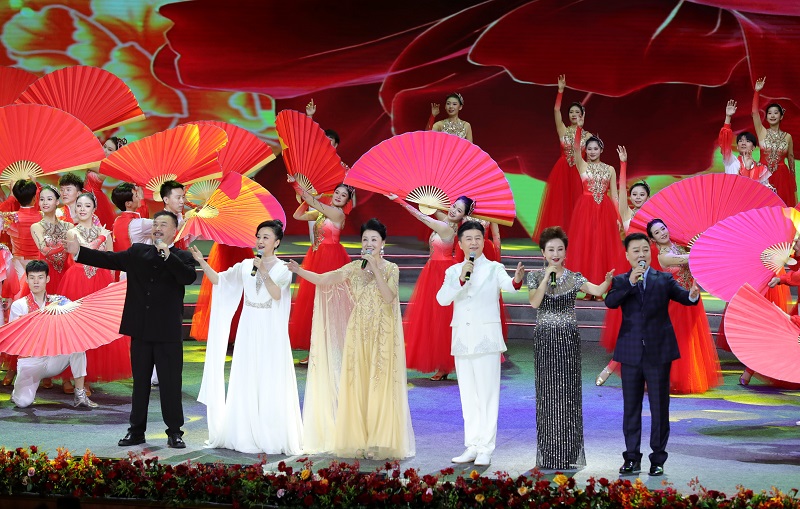 第九届中国（安庆）黄梅戏艺术节圆满闭幕